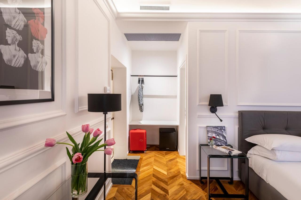 Largo Arenula Suites Рим Екстериор снимка
