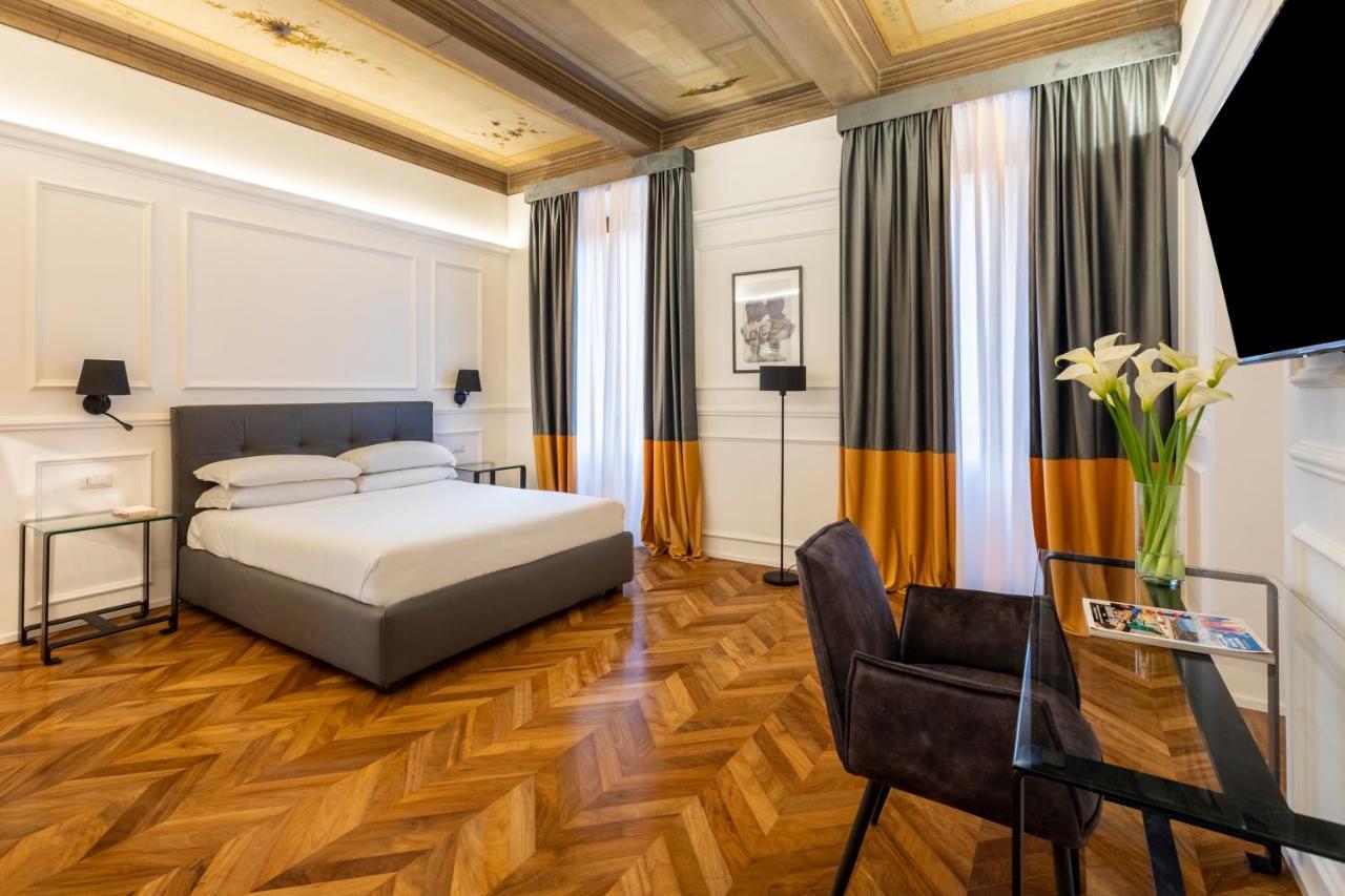 Largo Arenula Suites Рим Екстериор снимка