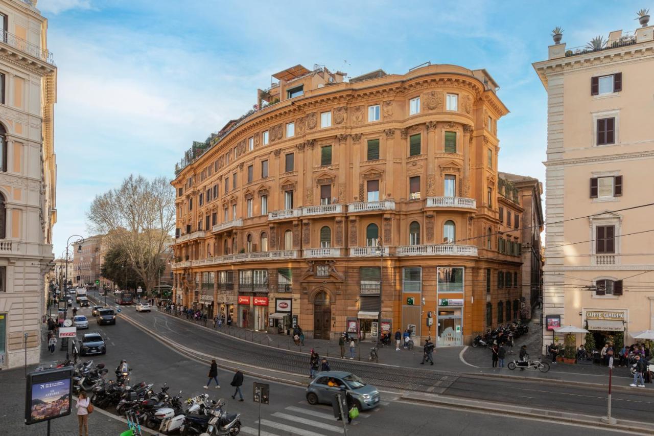 Largo Arenula Suites Рим Екстериор снимка